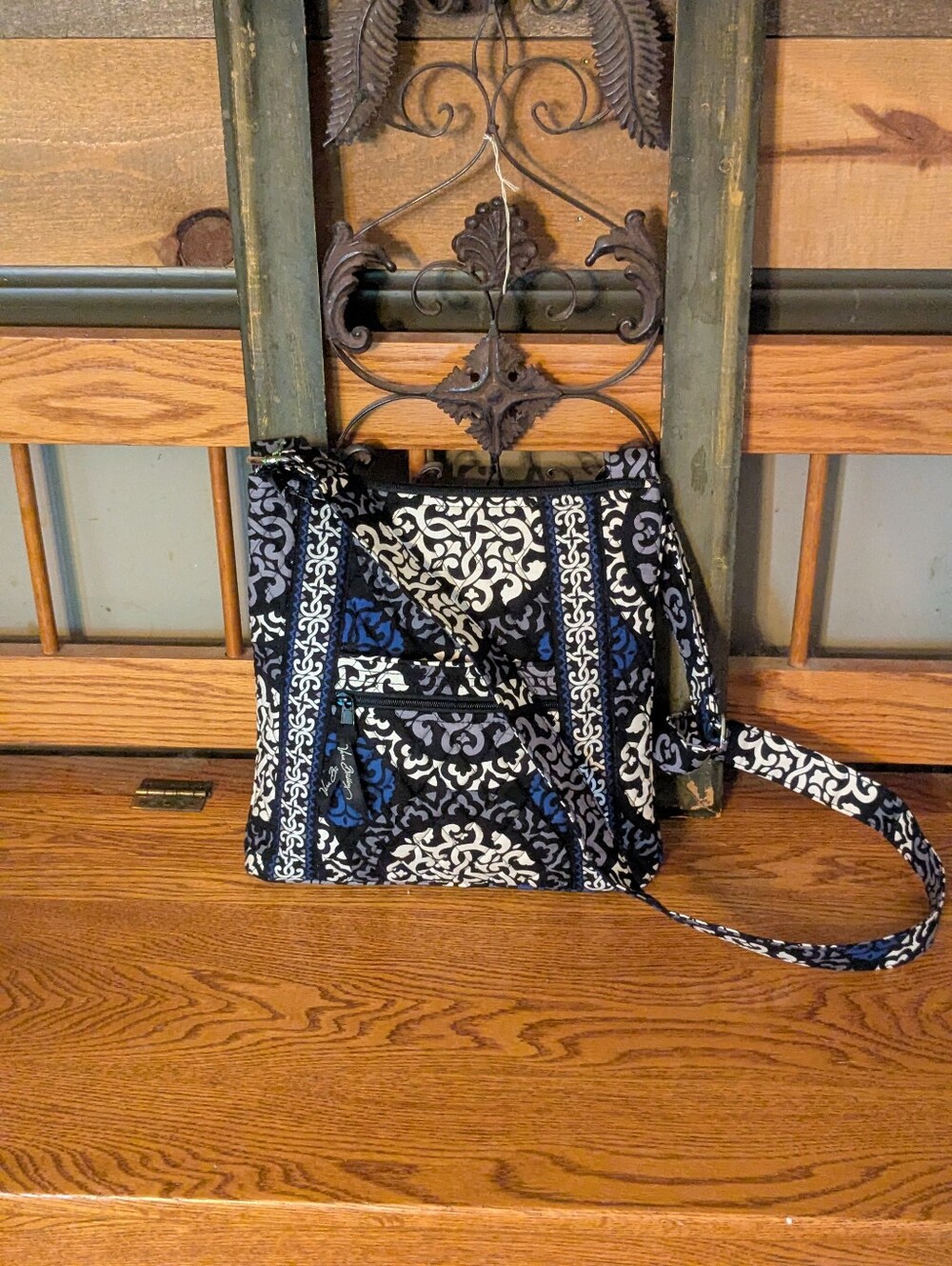 Vera Bradley NWT Hipster Crossbody Bag - Canterberry Cobalt (Retired)